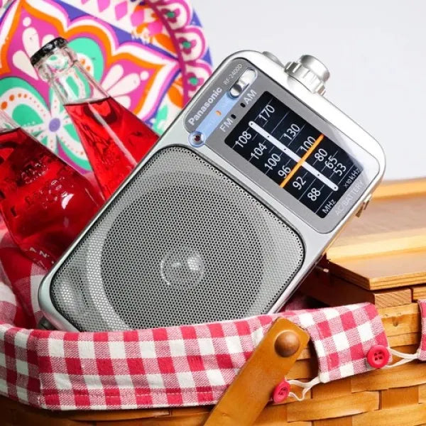 Radio Portátil Panasonic RF-2400DP-S | AM-FM | Batería-AC
