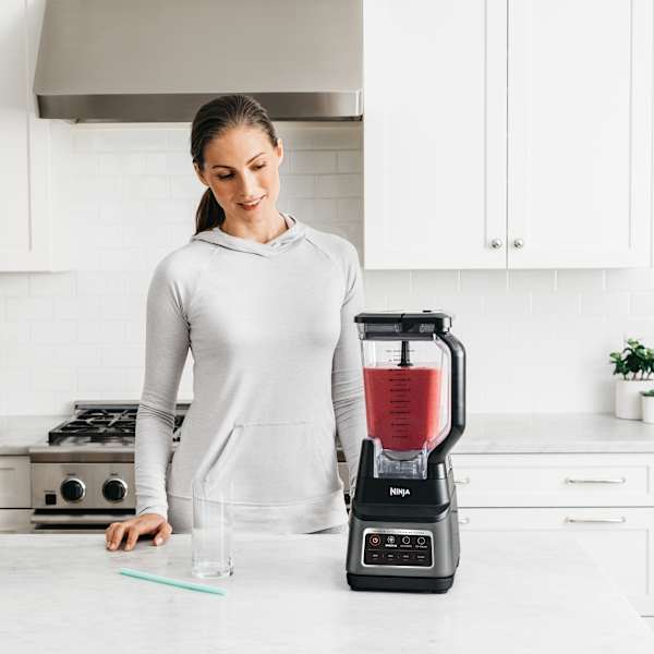 Licuadora Ninja Profesional Plus Auto-iQ | 72 oz