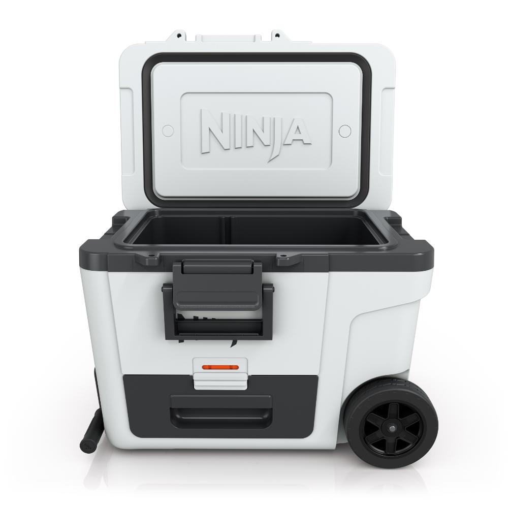 Cooler Ninja FrostVault 45QT FB245WH | Con Ruedas | Cold Dry Zone
