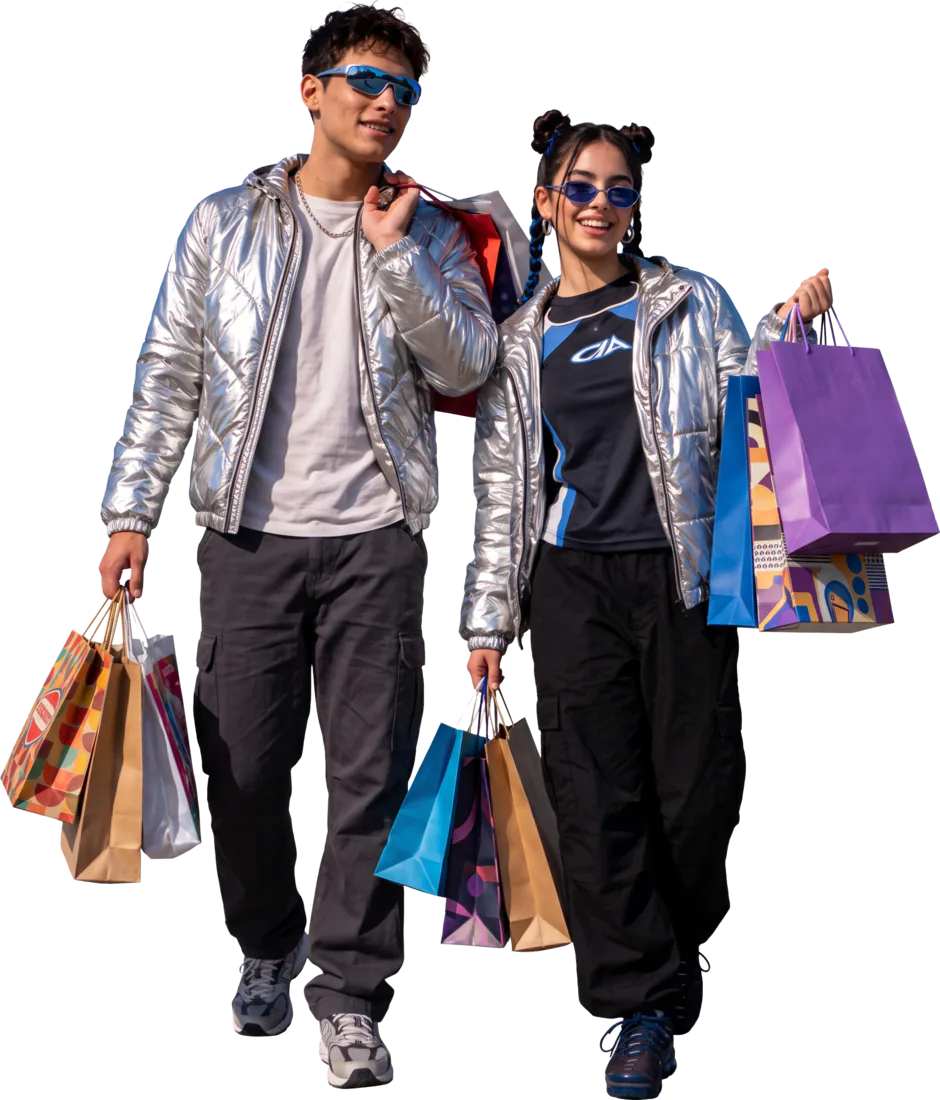 Pareja de compras con bolsas